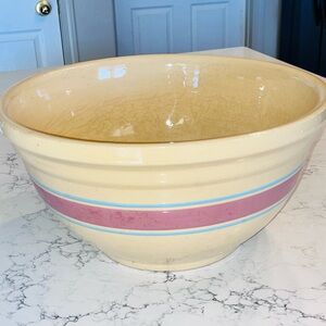 Vintage 1940’s WATT Yellowware Mixing Bowl Blue/Pink Band Stripes 14” 9qt